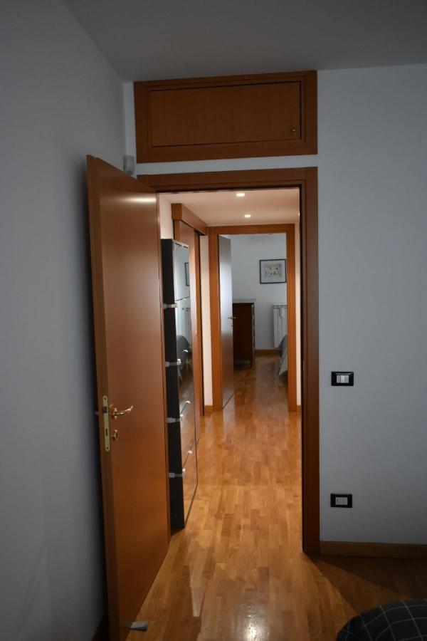 House Promenade Santa Giulia Lejlighed Milano Eksteriør billede